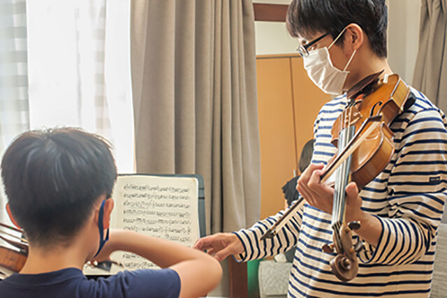 豊島区・北区からアクセス良好の音楽教室 なないろバイオリン教室のレッスン(オンライン)風景