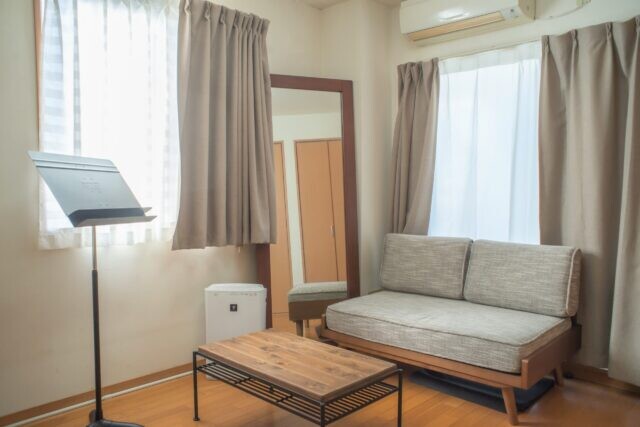 東京都豊島区・北区からアクセス良好の音楽教室 なないろバイオリン教室のレッスン(オンライン)風景 教室